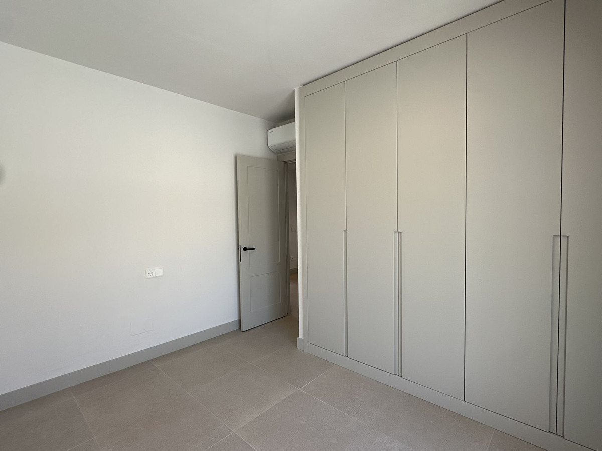 Huis te koop in Torrequebrada | 4 slaapkamers H5364121