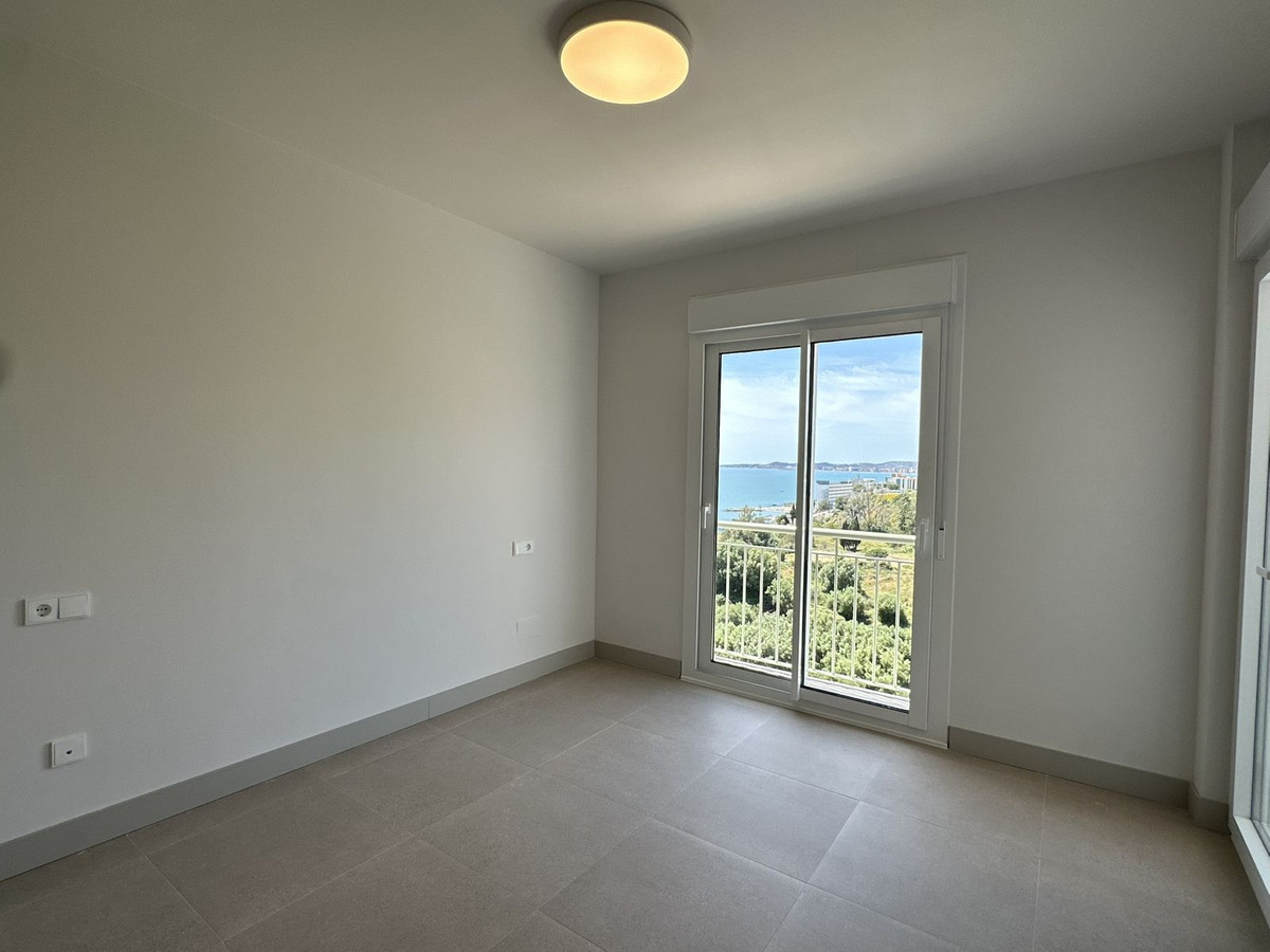 Huis te koop in Torrequebrada | 4 slaapkamers H5364121