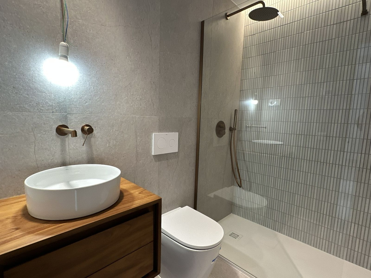 Huis te koop in Torrequebrada | 4 slaapkamers H5364121