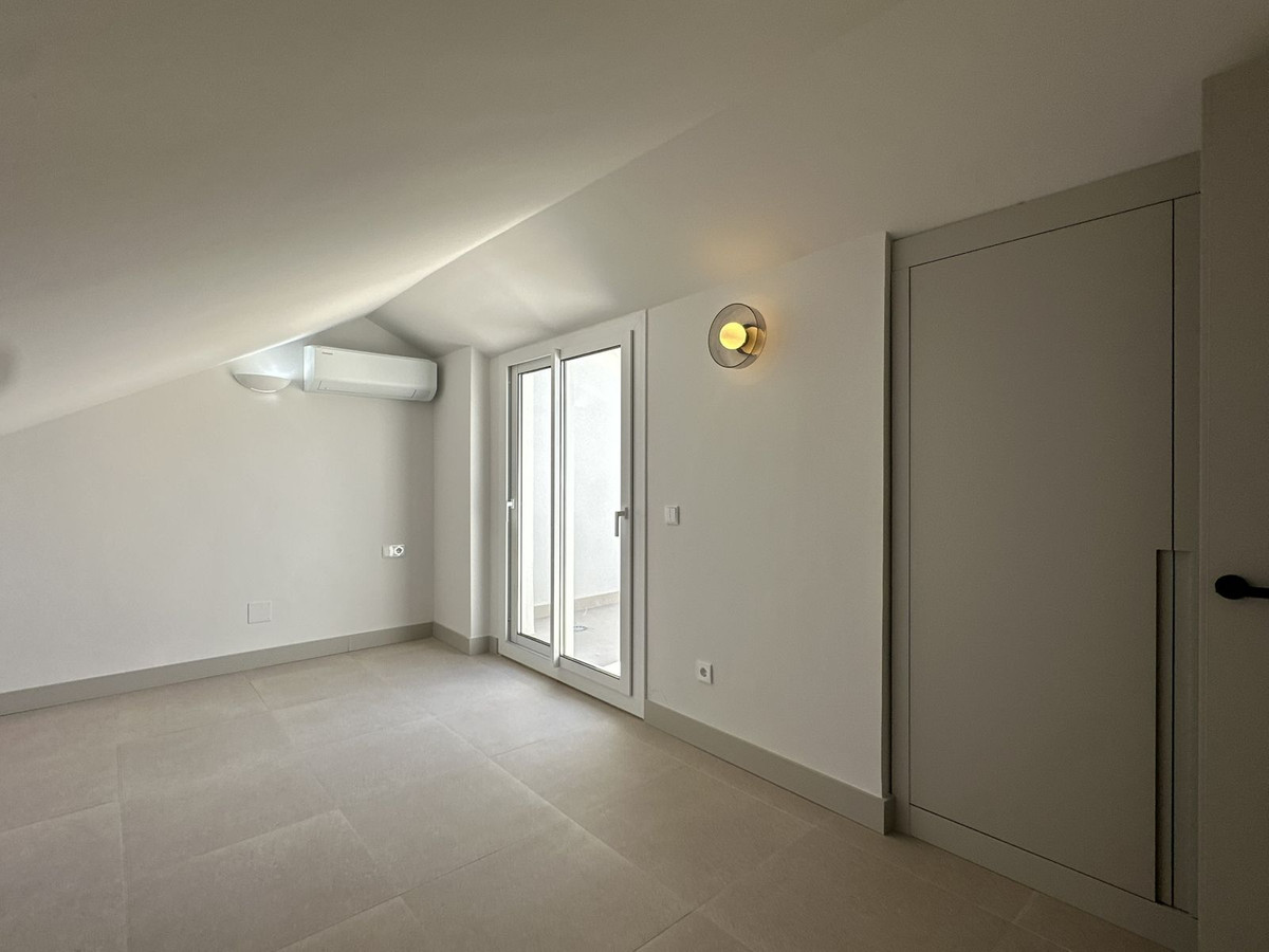 Huis te koop in Torrequebrada | 4 slaapkamers H5364121