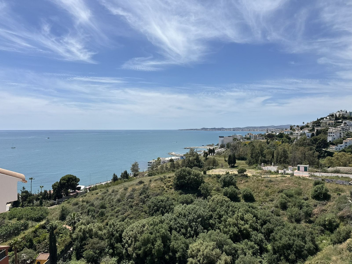 Huis te koop in Torrequebrada | 4 slaapkamers H5364121