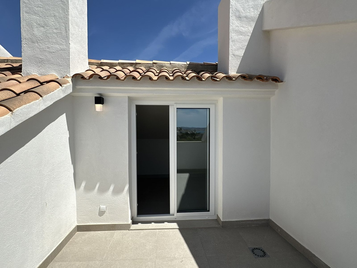 Huis te koop in Torrequebrada | 4 slaapkamers H5364121