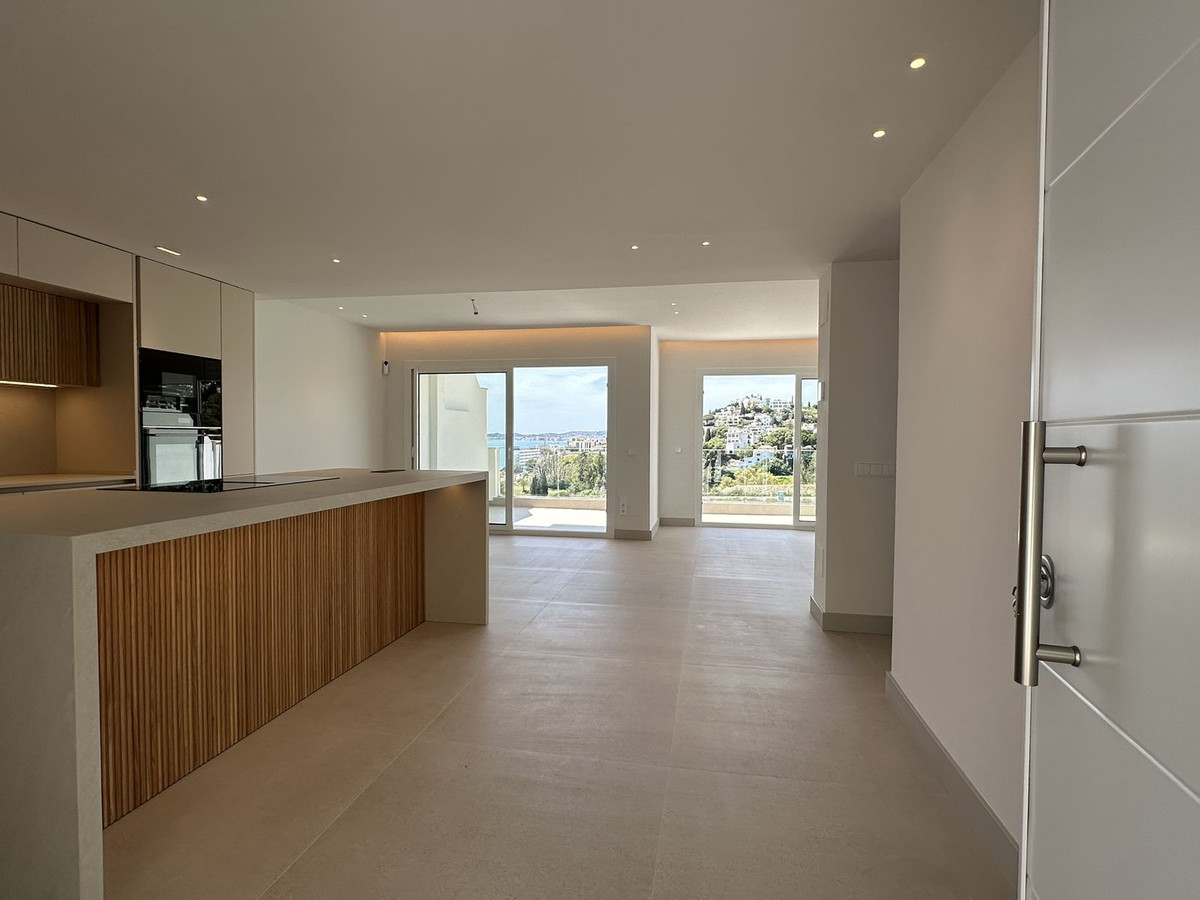 Huis te koop in Torrequebrada | 4 slaapkamers H5364121