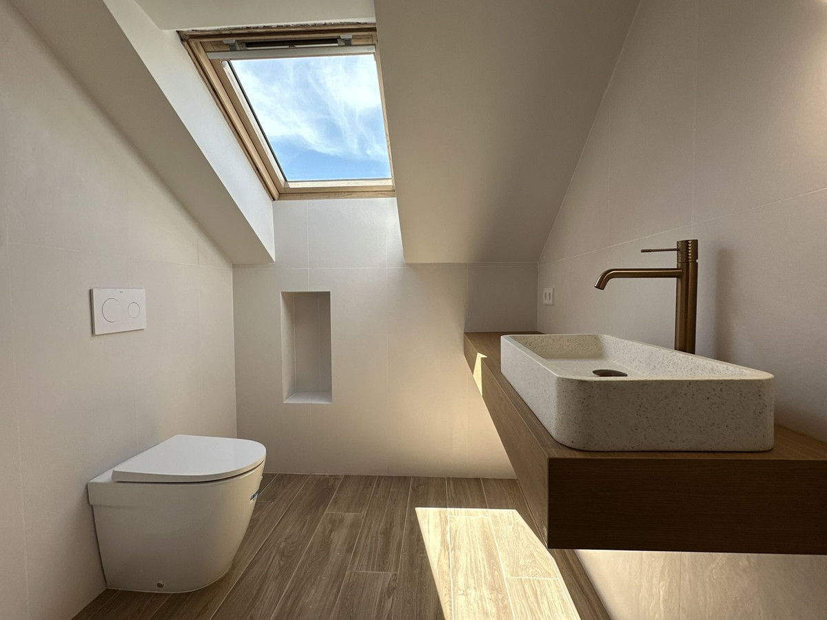 Huis te koop in Torrequebrada | 4 slaapkamers H5364121