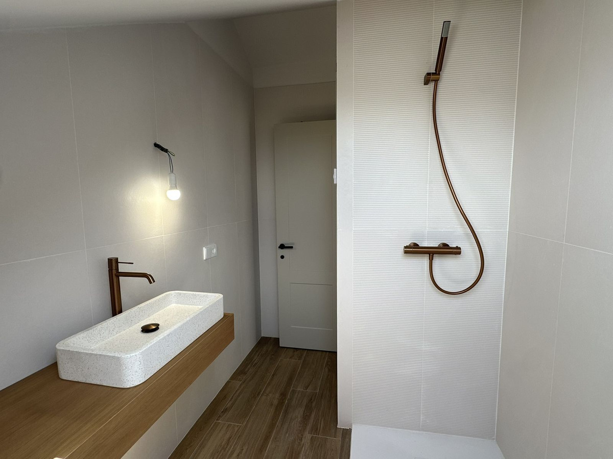 Huis te koop in Torrequebrada | 4 slaapkamers H5364121