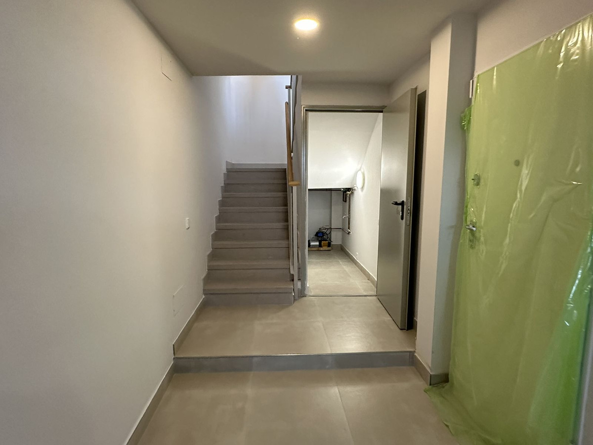 Huis te koop in Torrequebrada | 4 slaapkamers H5364121