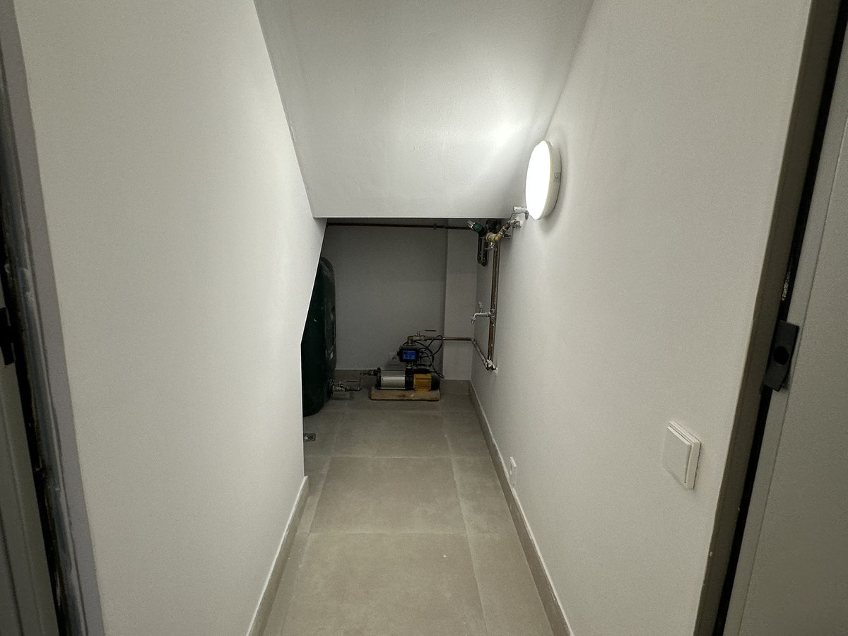 Huis te koop in Torrequebrada | 4 slaapkamers H5364121