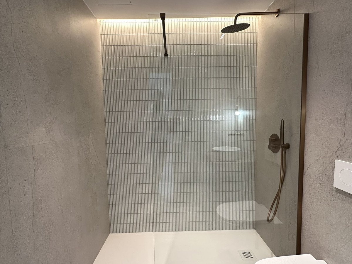 Property main view 60