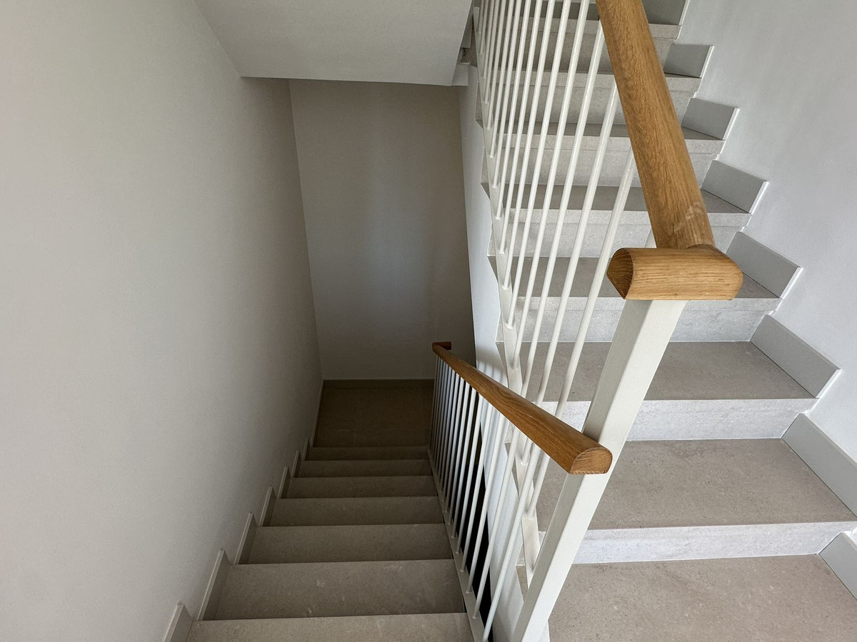 Property main view 90