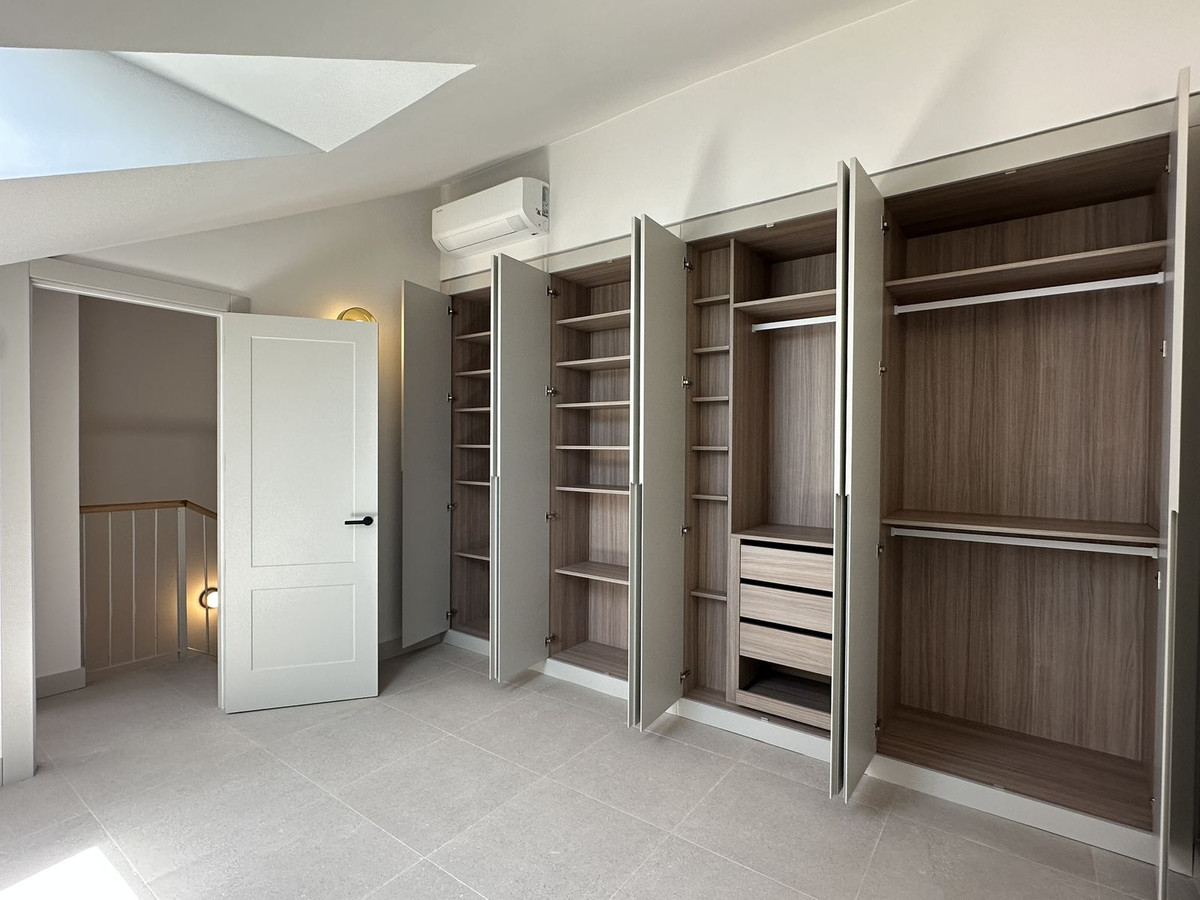 Property main view 63