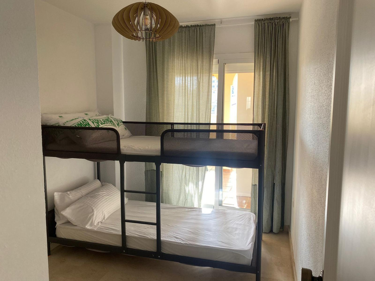 Appartement te koop in Torrequebrada | 2 slaapkamers H5383543