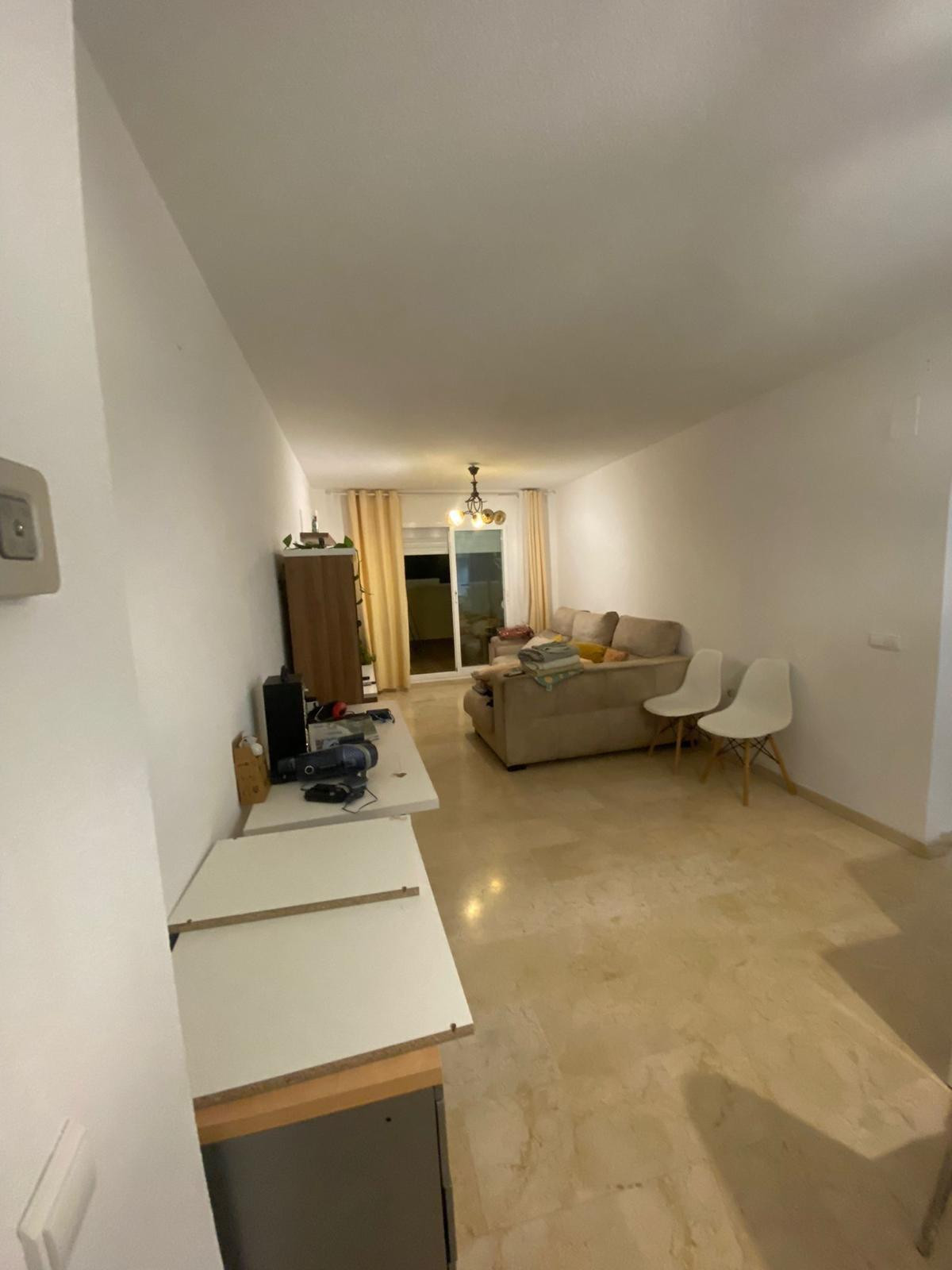 Appartement te koop in Torrequebrada | 2 slaapkamers H5383543