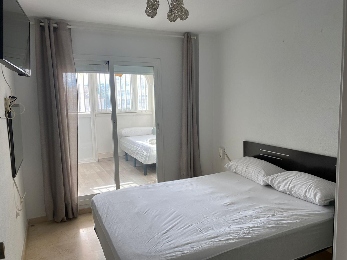 Appartement te koop in Torrequebrada | 2 slaapkamers H5383543