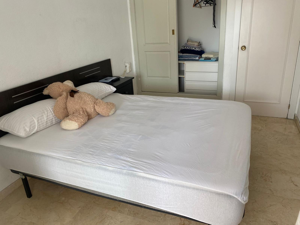 Appartement te koop in Torrequebrada | 2 slaapkamers H5383543