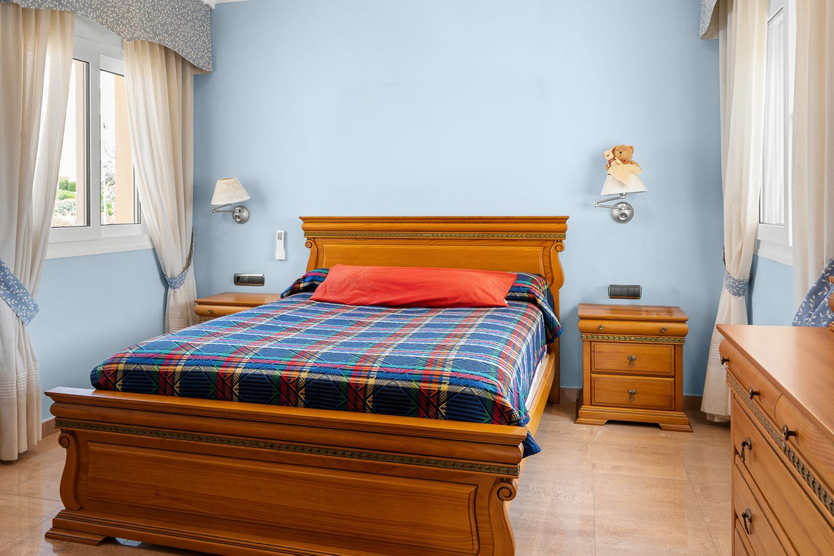 Property main view 33