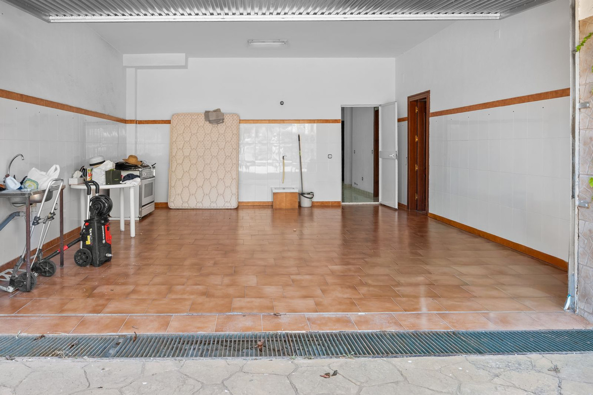 Property main view 43