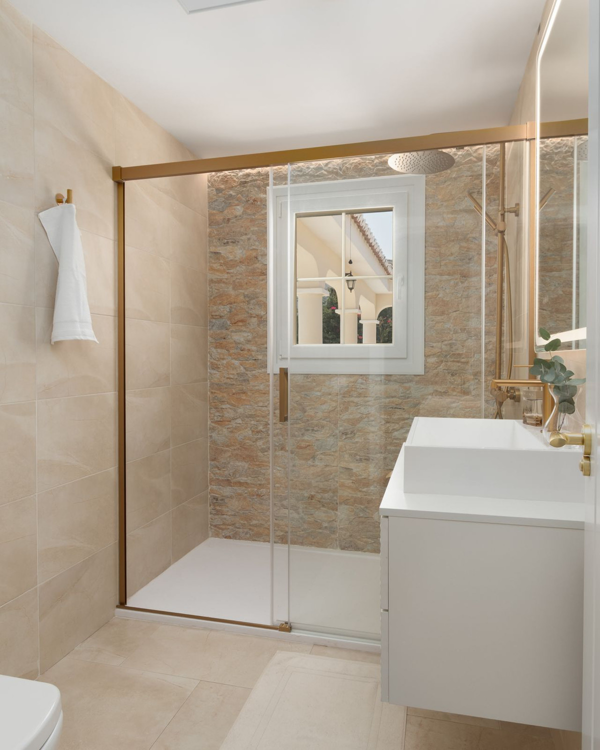 Property main view 45