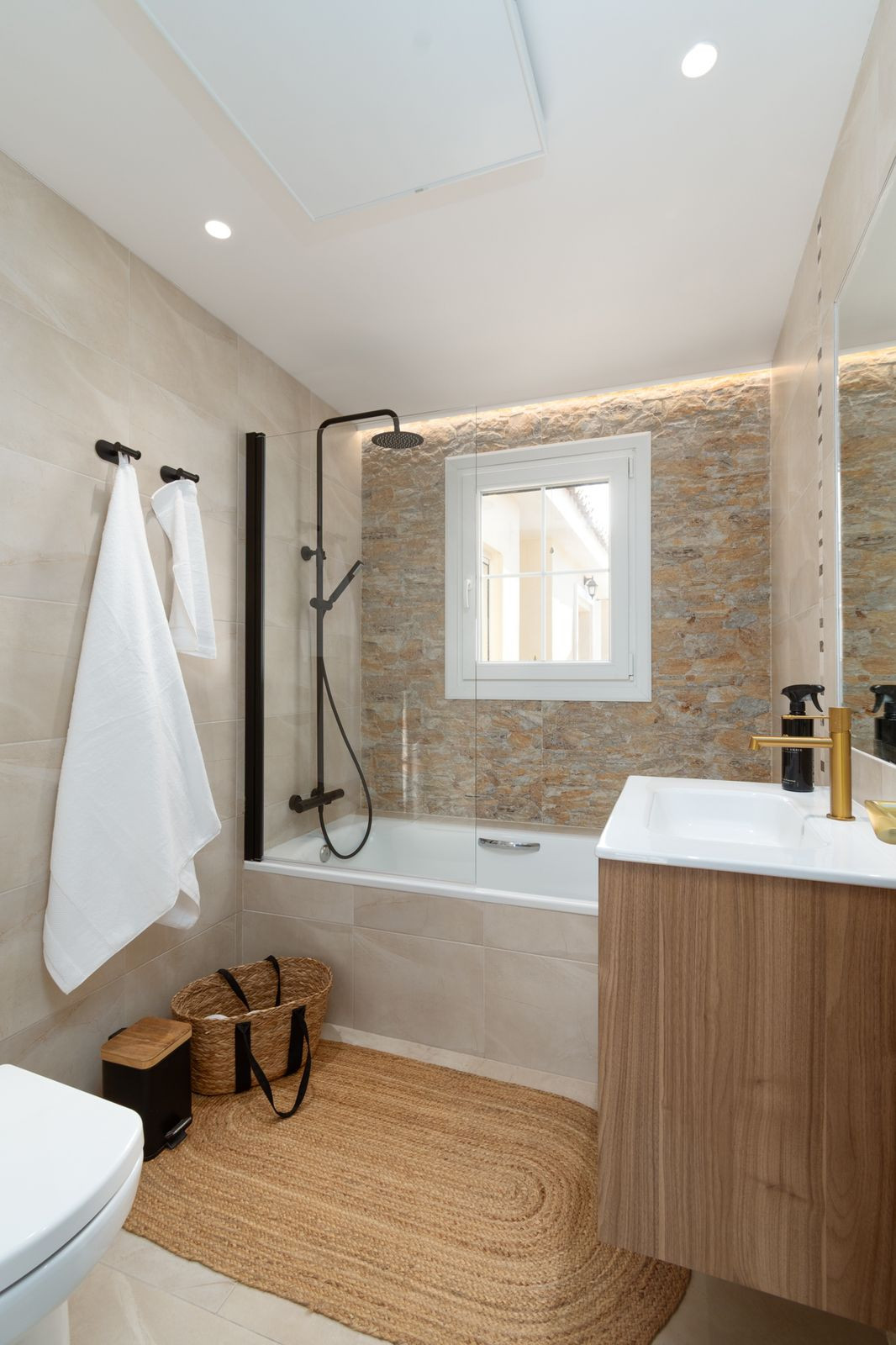 Property main view 47