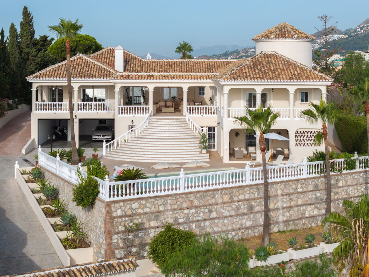 Property main view 75