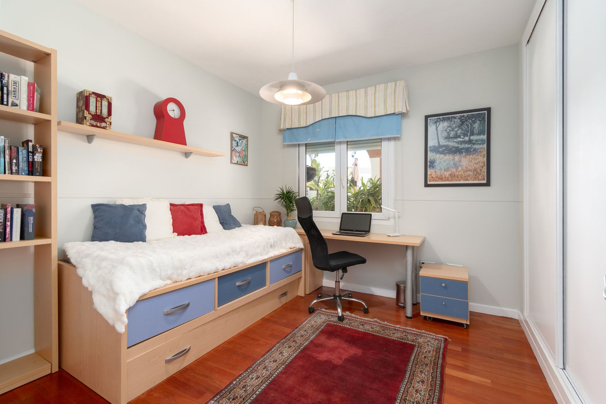 Property main view 33