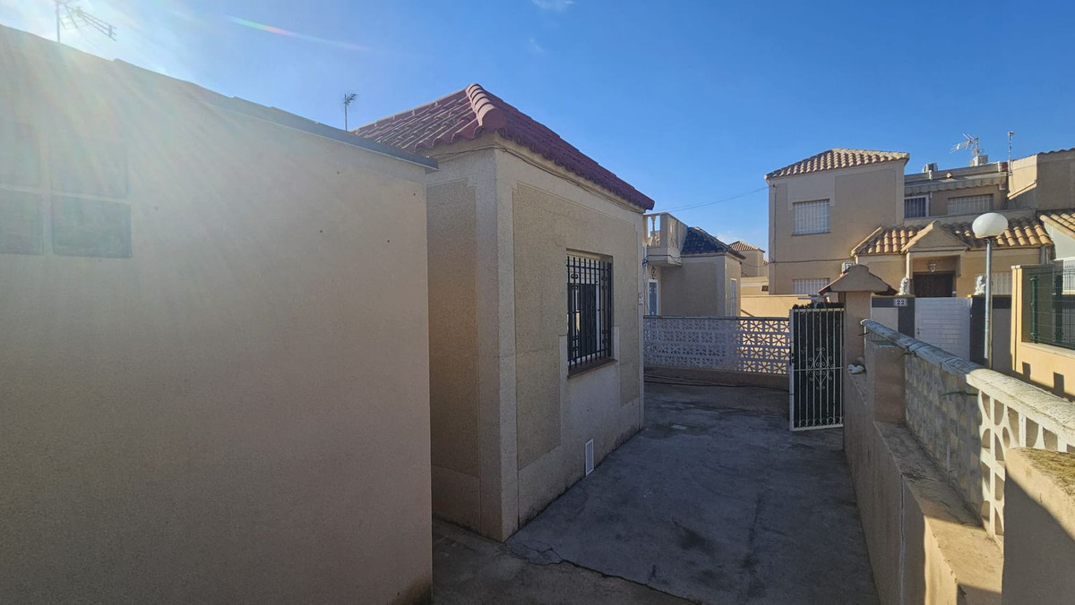 Huis te koop in Torrevieja | 2 slaapkamers H4903822