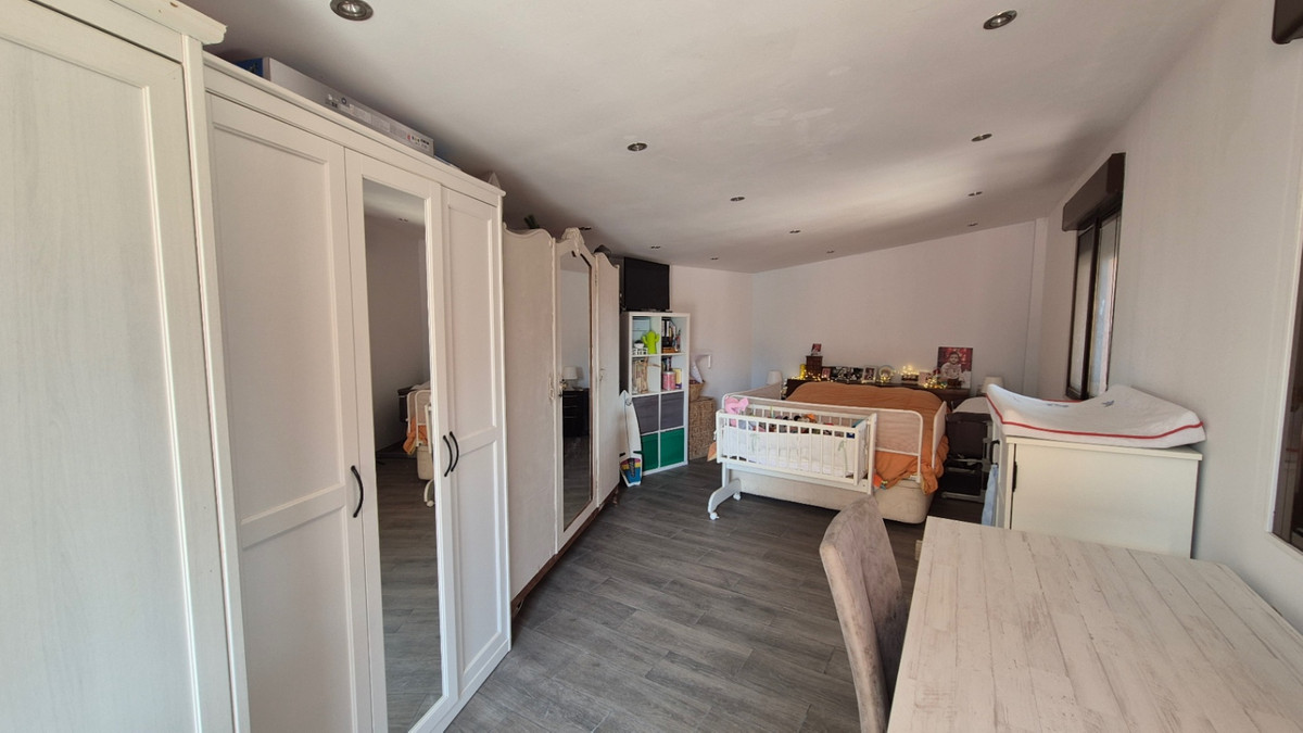 Property main view 16