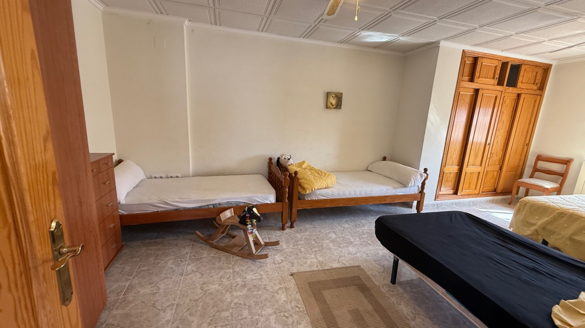 Property main view 33