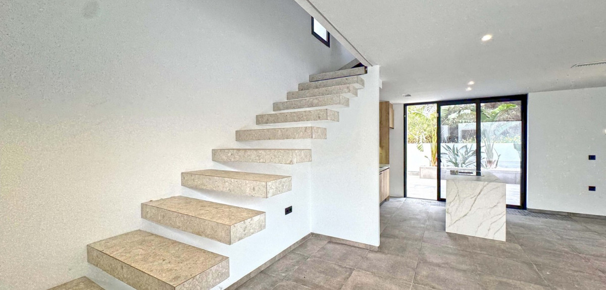 Property main view 30