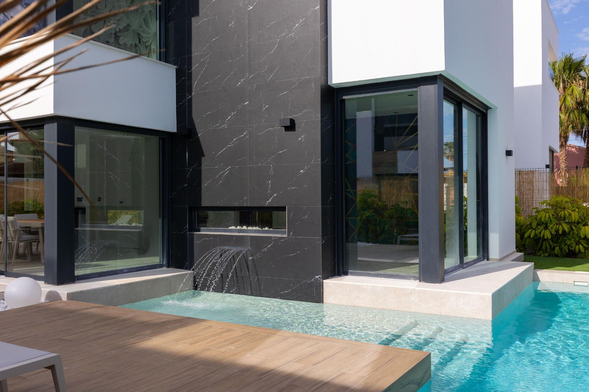 Property main view 50