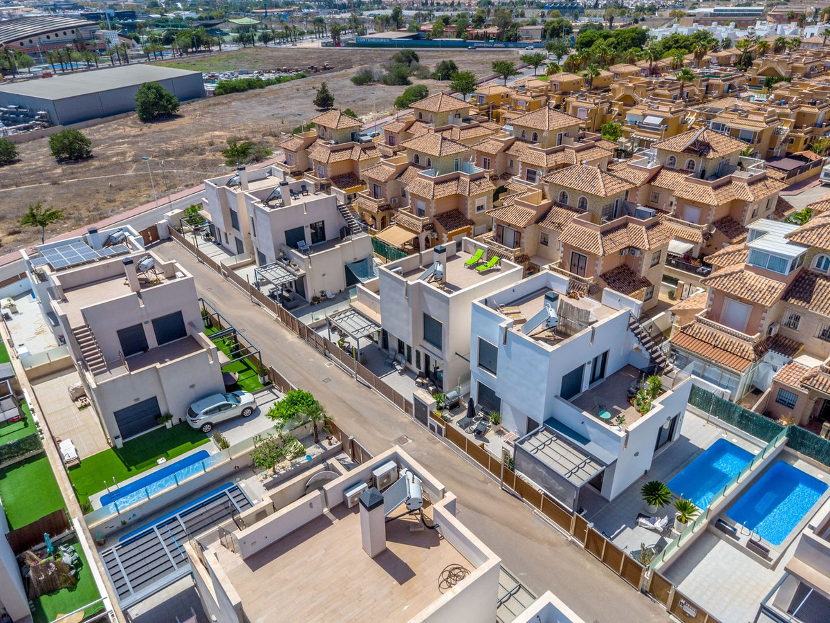 Property main view 44