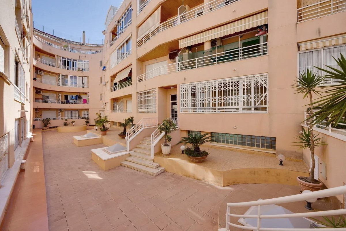 Appartement te koop in Torrevieja | 2 slaapkamers H5289871