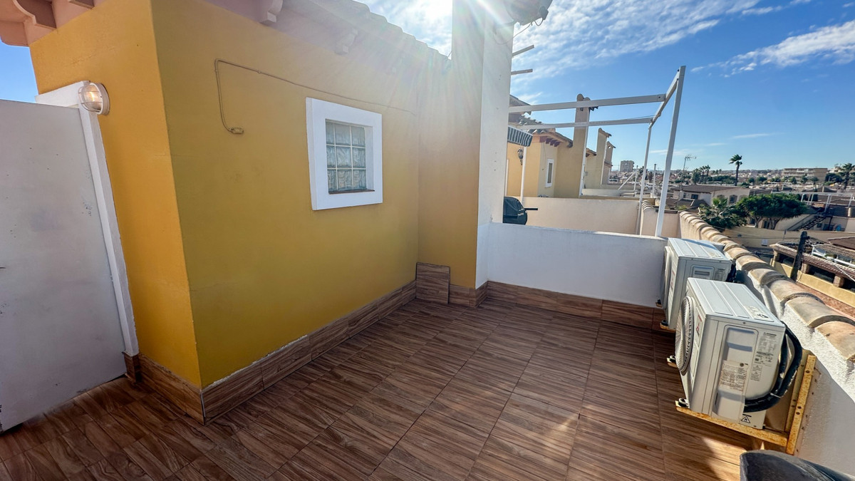 Huis te koop in Torrevieja | 2 slaapkamers H5302687