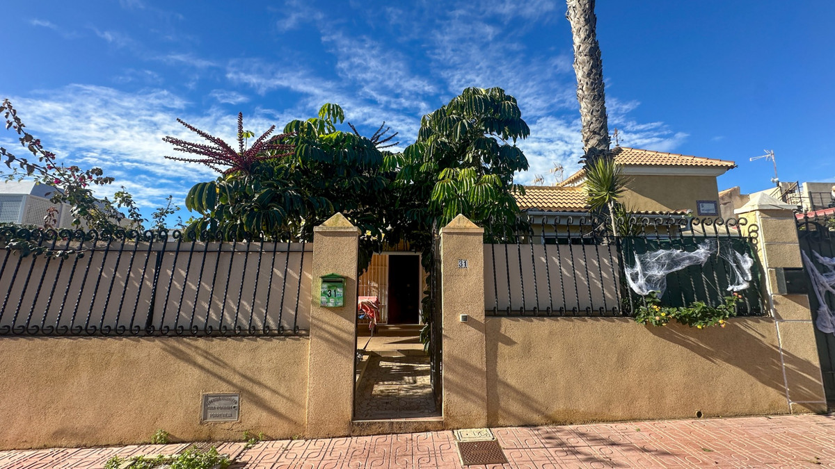 Huis te koop in Torrevieja | 2 slaapkamers H5302690