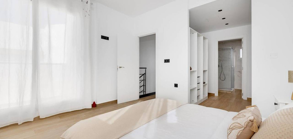 Huis te koop in Torrevieja | 3 slaapkamers H5308360