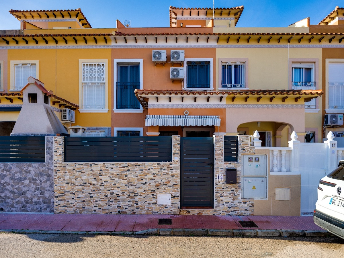 Huis te koop in Torrevieja | 2 slaapkamers H5310394