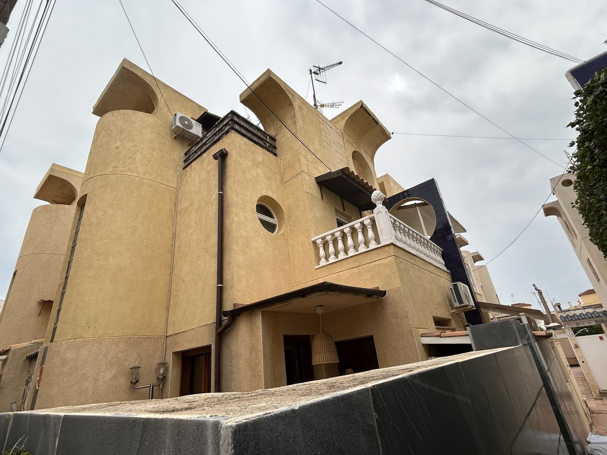 Huis te koop in Torrevieja | 2 slaapkamers H5319064