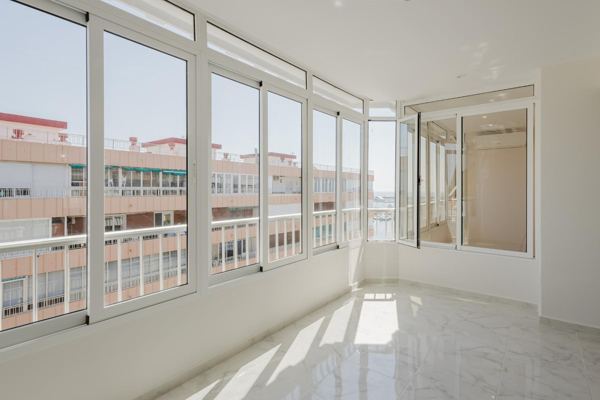 Penthouse te koop in Torrevieja | 3 slaapkamers H5330131