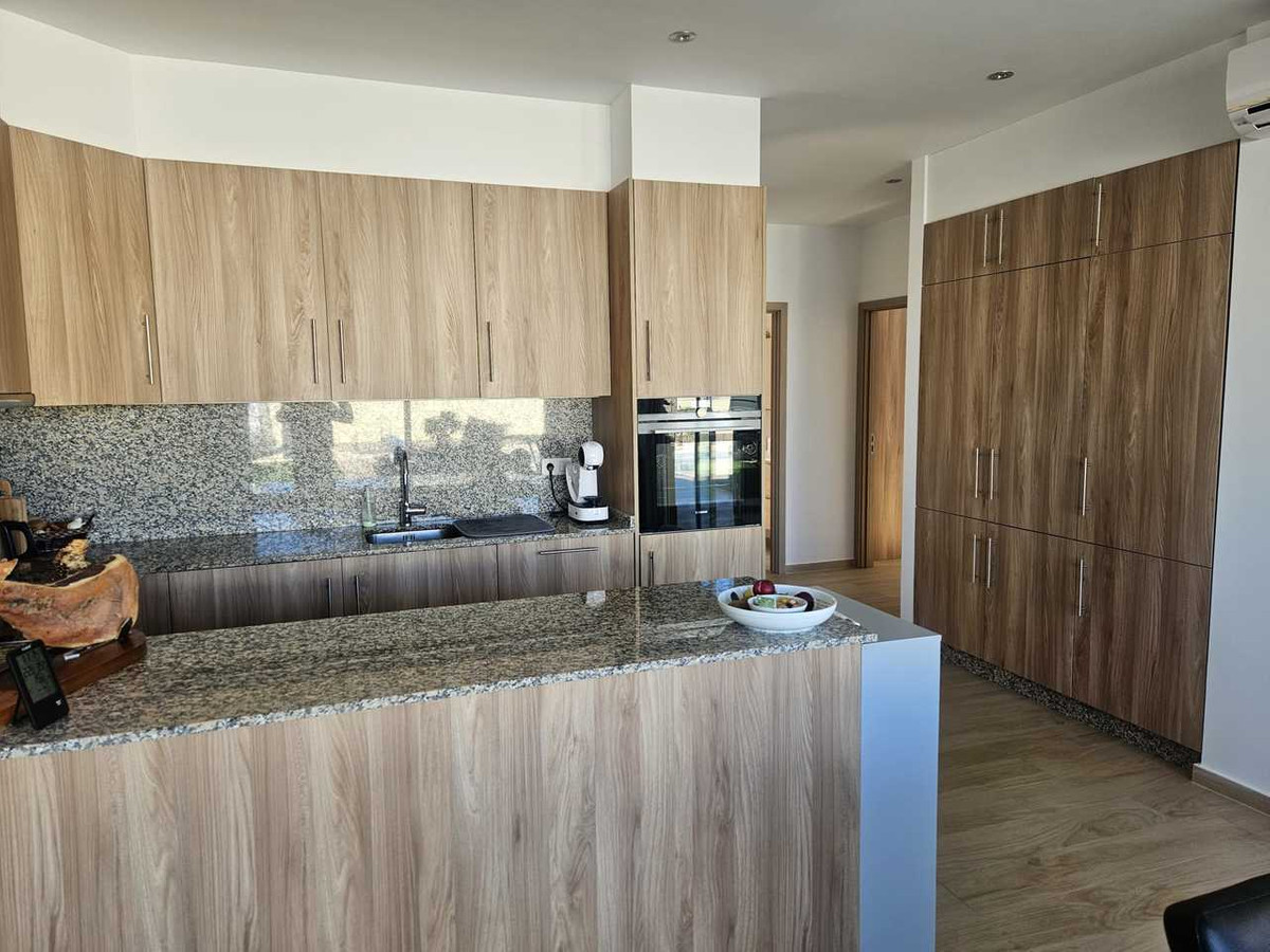 Huis te koop in Torrevieja | 4 slaapkamers H5342500