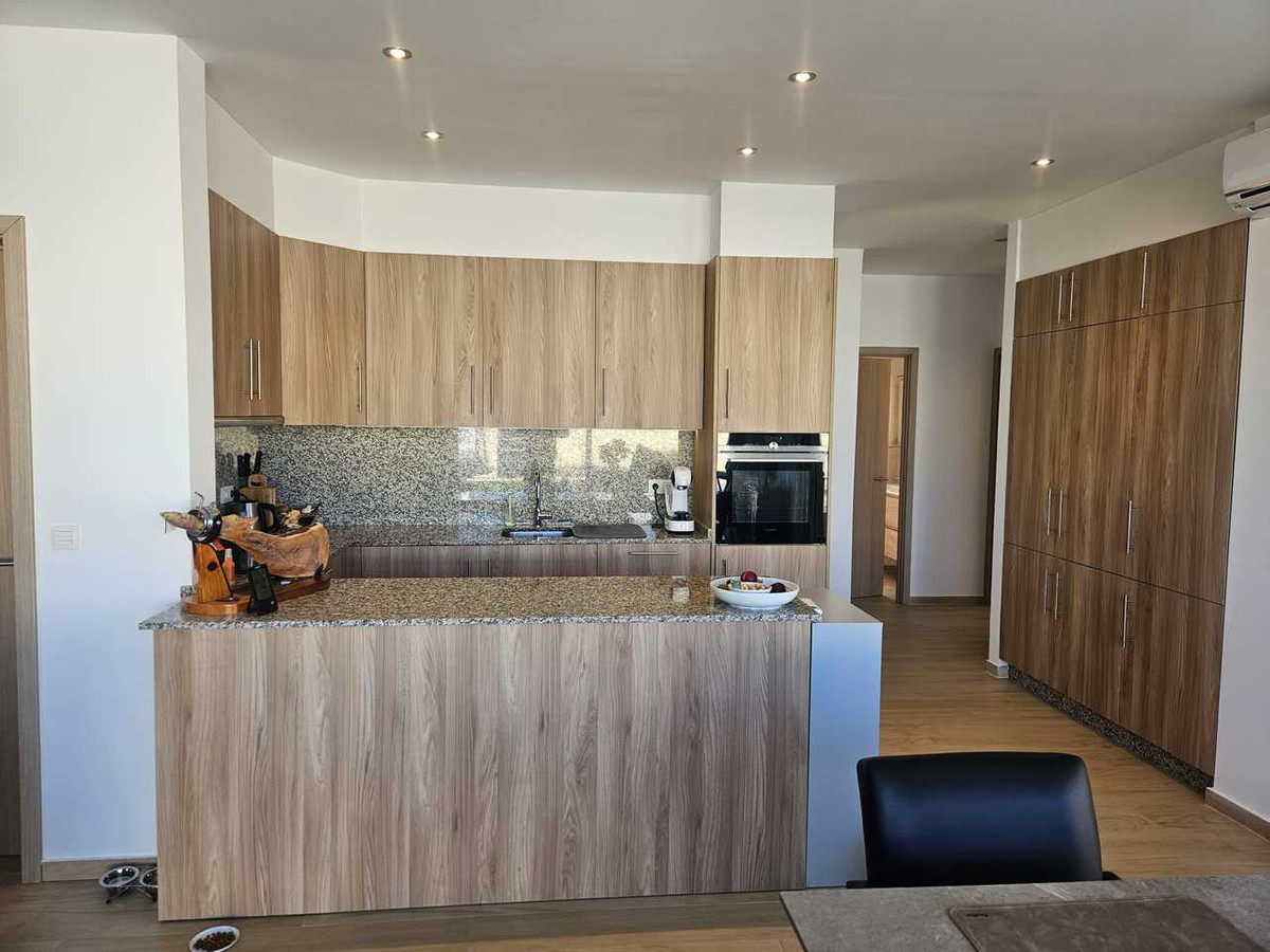 Huis te koop in Torrevieja | 4 slaapkamers H5342500