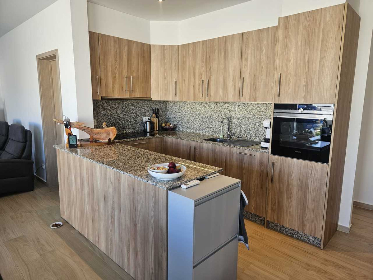 Huis te koop in Torrevieja | 4 slaapkamers H5342500