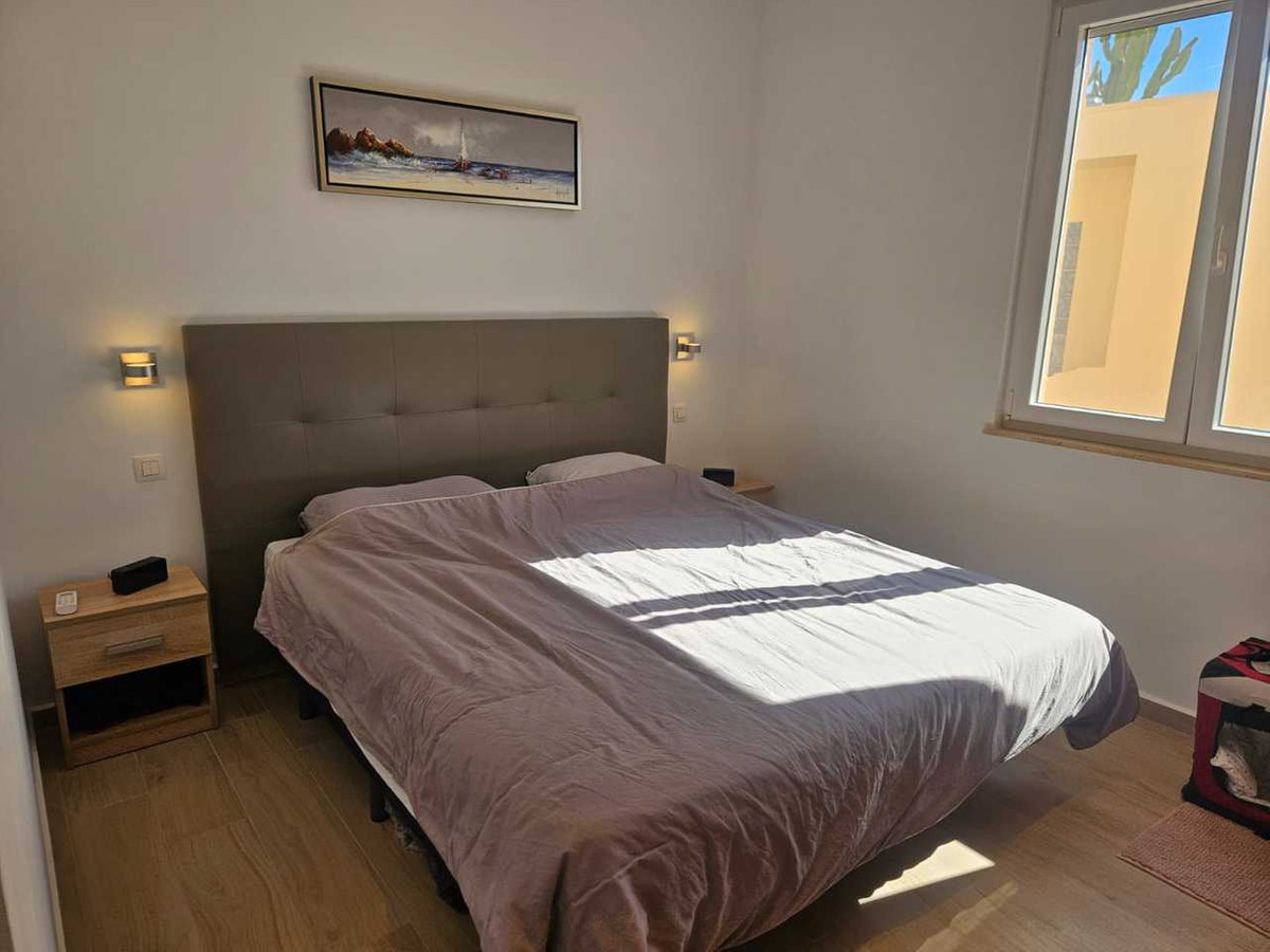 Huis te koop in Torrevieja | 4 slaapkamers H5342500