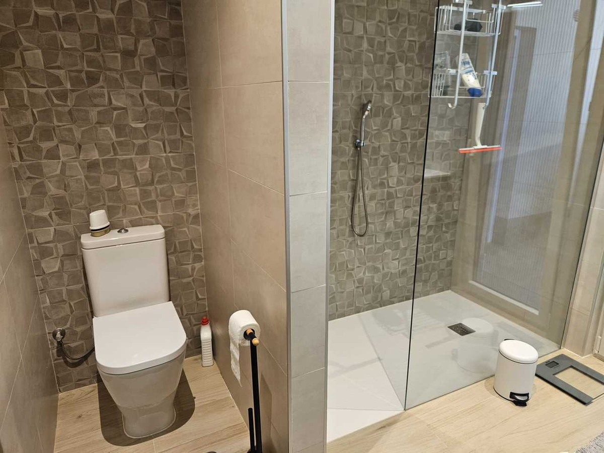 Huis te koop in Torrevieja | 4 slaapkamers H5342500