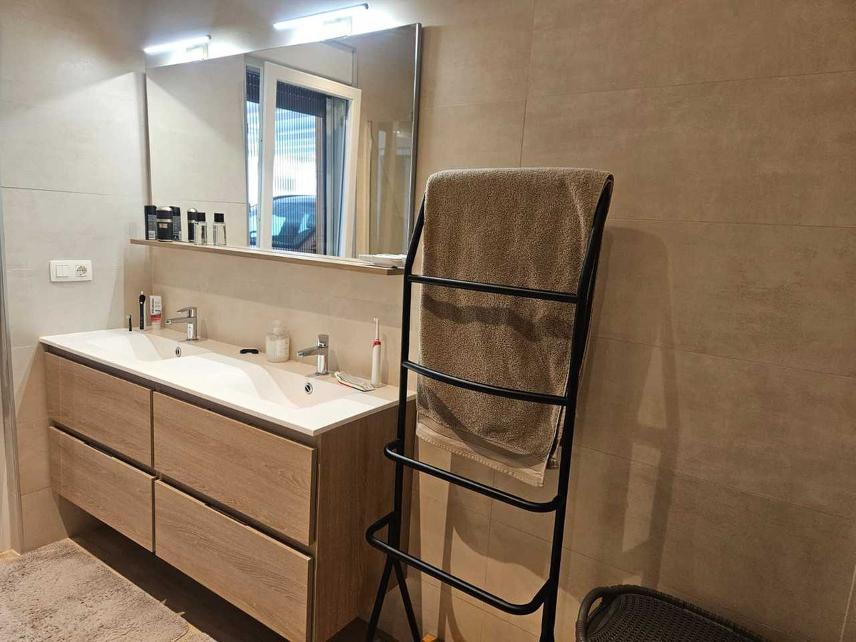 Huis te koop in Torrevieja | 4 slaapkamers H5342500