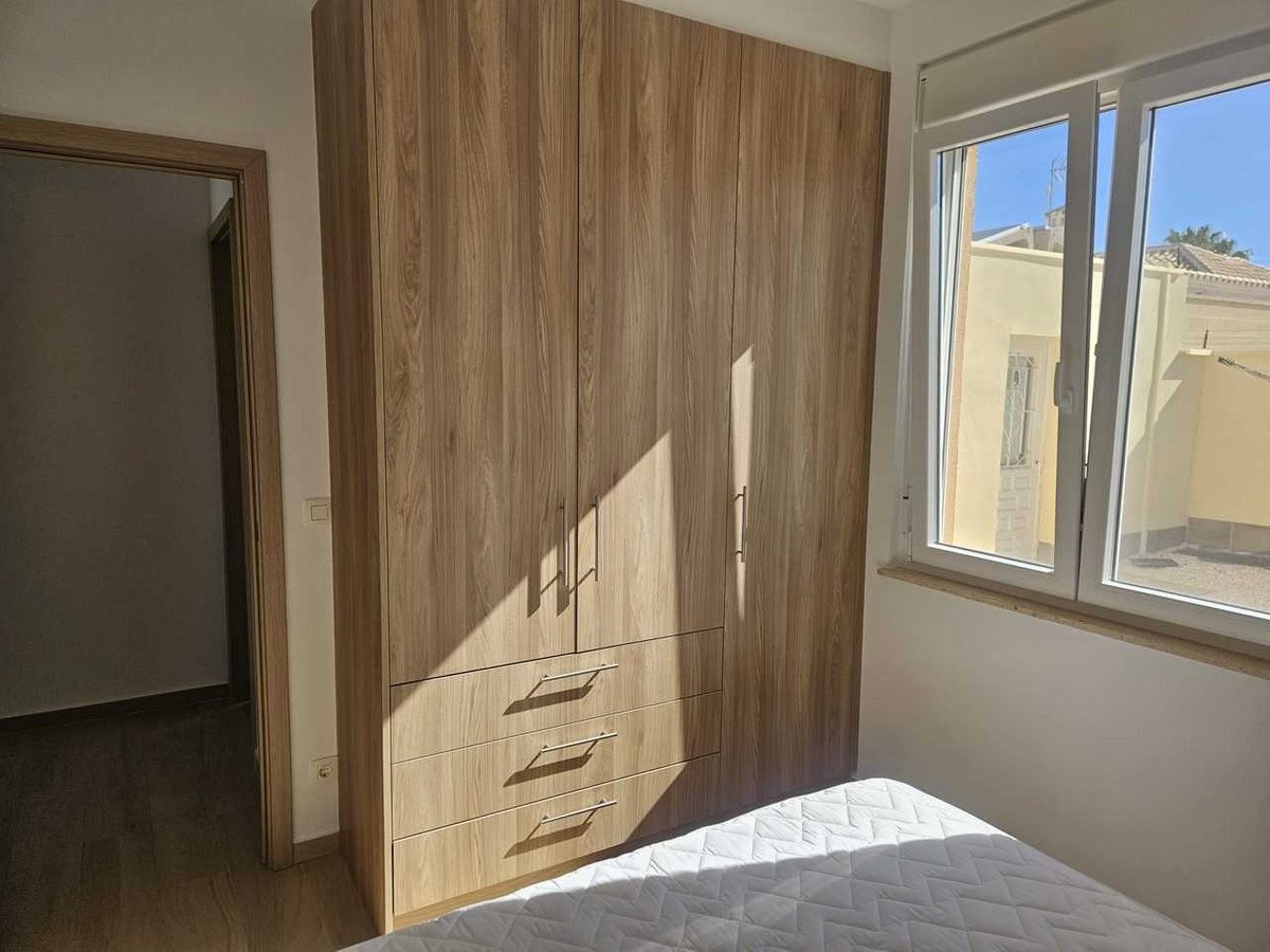 Huis te koop in Torrevieja | 4 slaapkamers H5342500