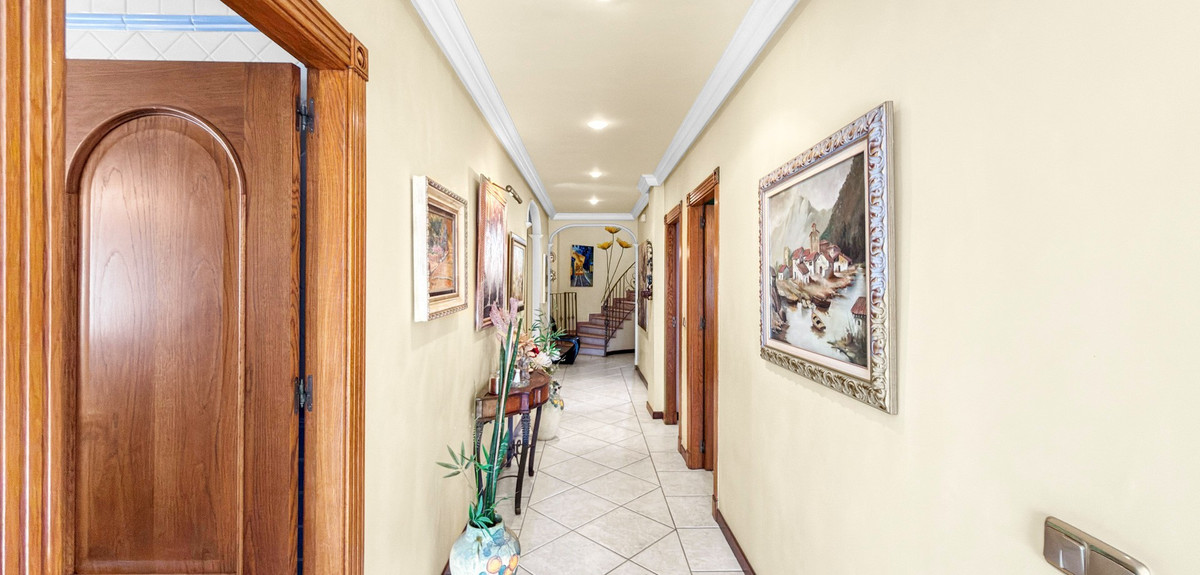 Huis te koop in Torrevieja | 5 slaapkamers H5343829