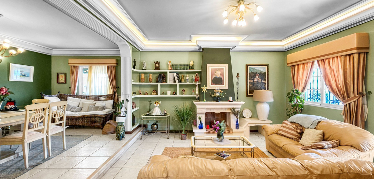 Huis te koop in Torrevieja | 5 slaapkamers H5343829