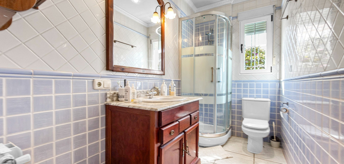 Huis te koop in Torrevieja | 5 slaapkamers H5343829