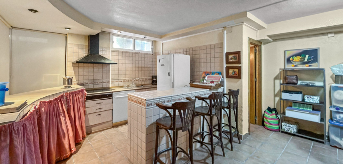 Huis te koop in Torrevieja | 5 slaapkamers H5343829