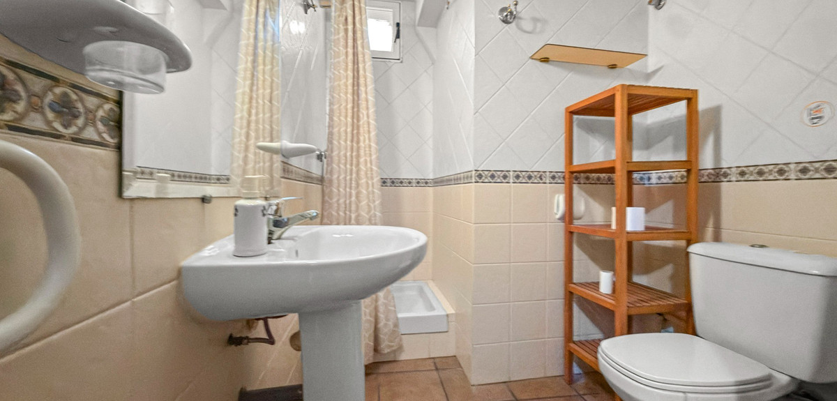 Huis te koop in Torrevieja | 5 slaapkamers H5343829