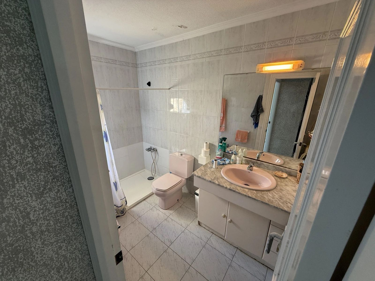 Huis te koop in Torrevieja | 6 slaapkamers H5347210